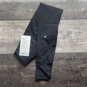 Lululemon sunder train HR right 28”